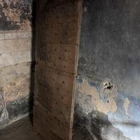 Porta in legno massello da recuperare