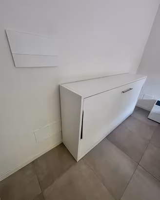 Letto a scomparsa a parete