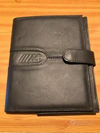 BMW M porta documenti