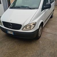Autocarro vito mixto 111