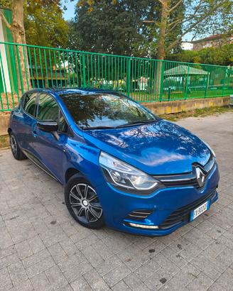 Renault Clio Moschino 4° serie