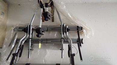 Portabici posteriore per auto thule