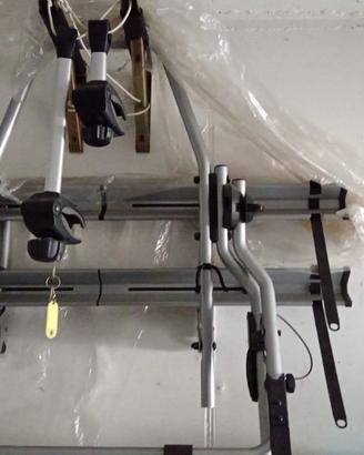 Portabici posteriore per auto thule