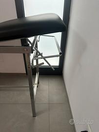 Lettino medicale nero