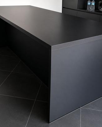 Bancone da cucina in fenix nero
