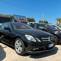 Mercedes E 250 CDI Coupe BlueEFFICIENCY Avantgarde
