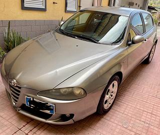 Alfa Romeo 1.9 JTD 120CV 5 porte mod. Exclusive
