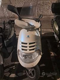 piaggio hexagon 125