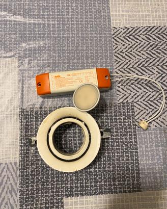 Traformatore per lampadina led