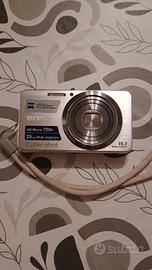 Fotocamera digitale Sony DSC-W630 con caricabatter