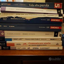 libri scolastici scuole medie superiori 