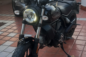 Ducati scrambler 400
