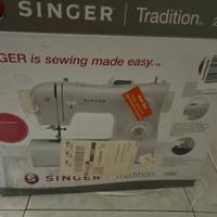 Macchina da cucire singer tradition