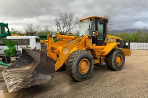 Pala gommata Jcb 436