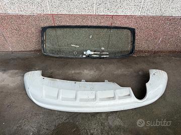 Audi Q5 - Spoiler e lunotto posteriore