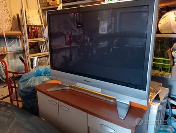 Televisore Panasonic th