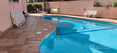 Quartu, Margine Rosso spiaggia, villa con piscina