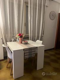 Tavolo + 2 sedie