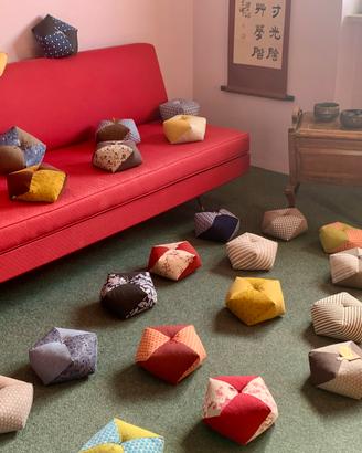 Cuscinetti da yoga o da scaldare