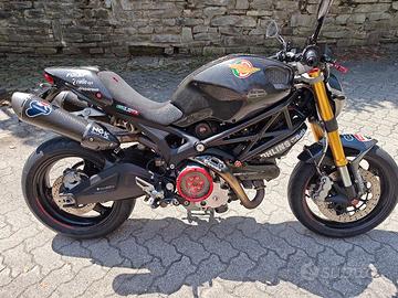 Ducati Monster 696+ ABS Ducati Performance 