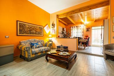 Appartamento al piano terra con cortile privato