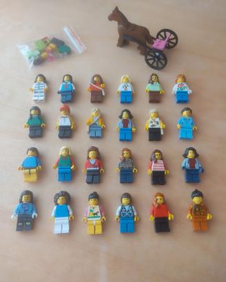LEGO LOTTO 3 - 24 MINIFIGURE SOLO DONNE + CALESSE
