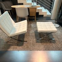 Poltrona con pouf Barcellona Knoll