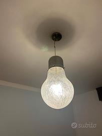 Lampadario stile lampadina