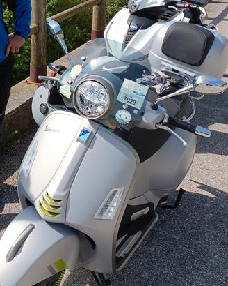 vespa gts