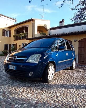 Opel Meriva 2004 – Motore in buone condizioni