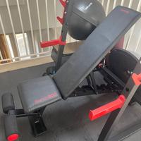 Attrezzi palestra fitness castello e panca