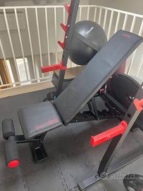 Attrezzi palestra fitness castello e panca
