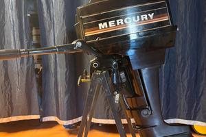 Motore Mercury 7,5 cv 2 tempi