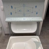 Fasciatoio con vaschetta bagnetto - CHICCO