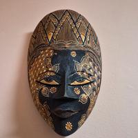 maschera tribale in legno 