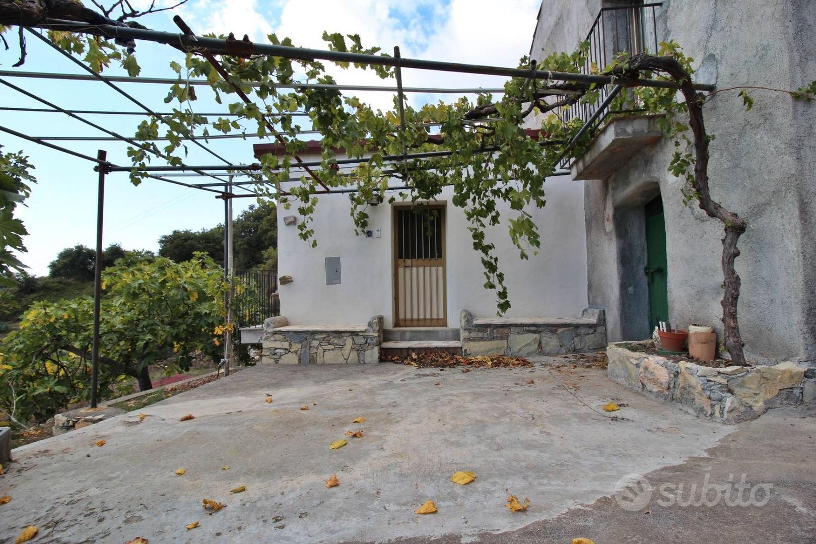 Casale 155 mq. con terreno a Castelmola - Vista 2