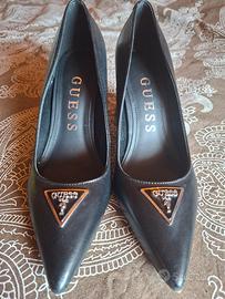 decollette nere Guess numero 37