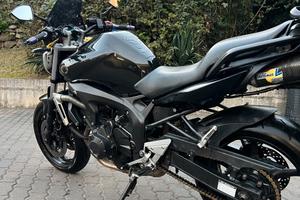 Yamaha FZ6 naked full black