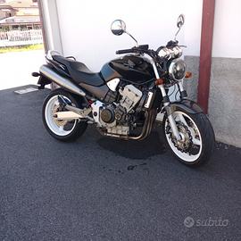 Honda Hornet 900