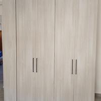 Arredo scrivania comodini armadio con scaffale