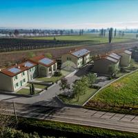 2 LOCALI A ZEVIO