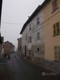 Immobile in asta di 212 m² con 5 locali a Alice Be