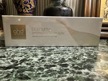 Piastra professionale intelligente GHD Platinum+