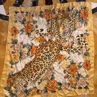 Foulard Vintage Salvatore Ferragamo