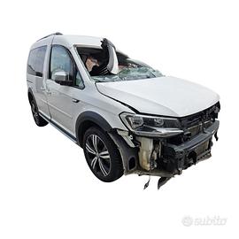 Ricambi usati per VW Caddy 2.0 D del 2019