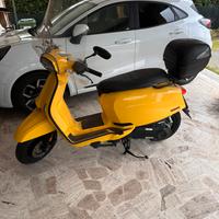 Lambretta V 200