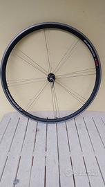 RUOTA ANTERIORE IN ALLUMINIO CAMPAGNOLO "SCIROCCO"