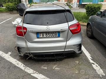 Mercedes a45 Amg