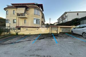 3 LOCALI A MARANO DI NAPOLI