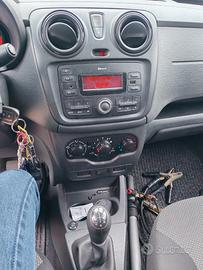 Dacia dokker